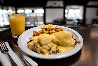 TRADITIONAL EGG BENEDICT