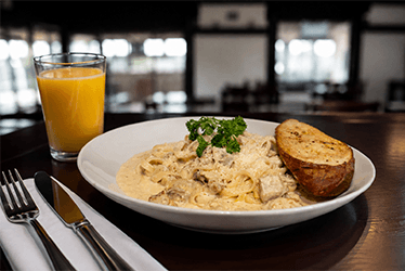 CHICKEN ALFREDO PASTA